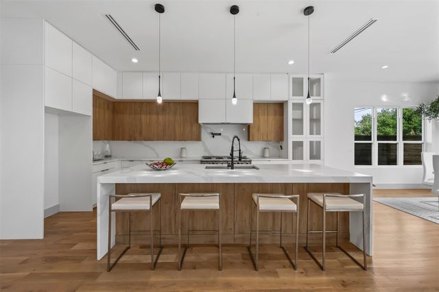 4511 Stigall Drive, Dallas, TX 75209