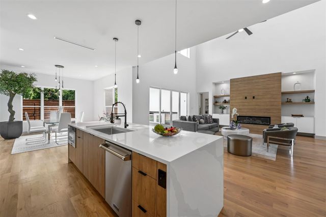 4511 Stigall Drive, Dallas, TX 75209