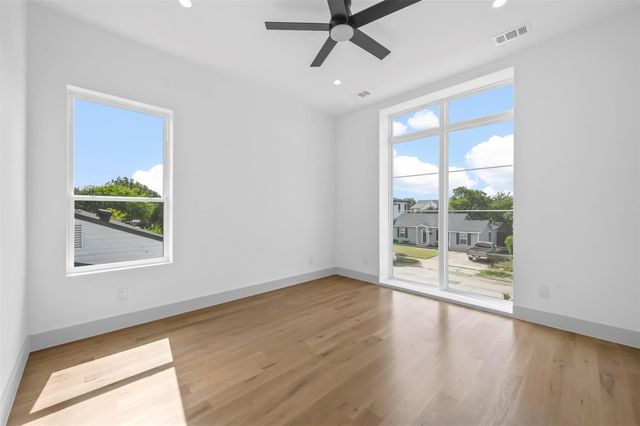 4511 Stigall Drive, Dallas, TX 75209