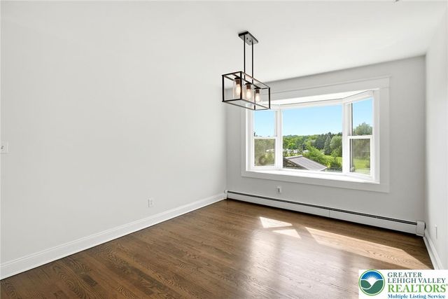 463 North Penn Dixie Road, Moore Twp, PA 18014
