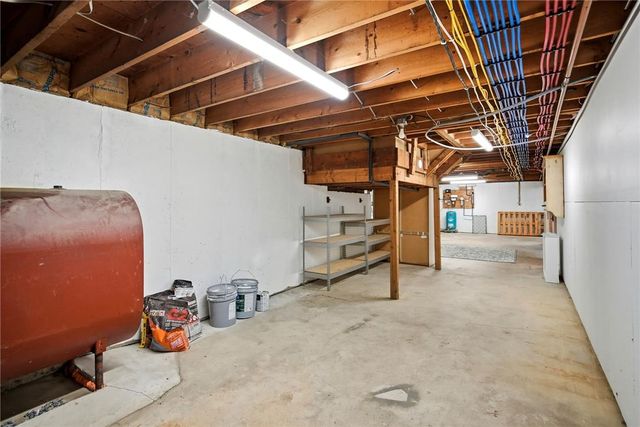 463 North Penn Dixie Road, Moore Twp, PA 18014