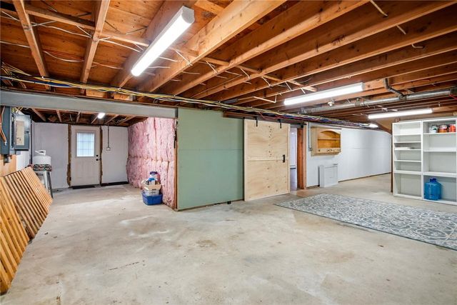 463 North Penn Dixie Road, Moore Twp, PA 18014