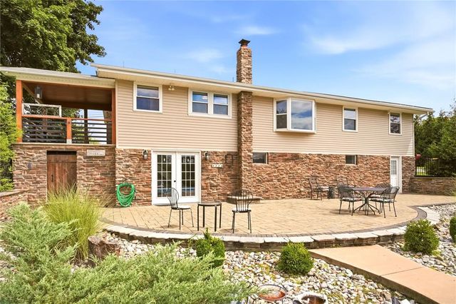 463 North Penn Dixie Road, Moore Twp, PA 18014