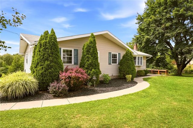 463 North Penn Dixie Road, Moore Twp, PA 18014