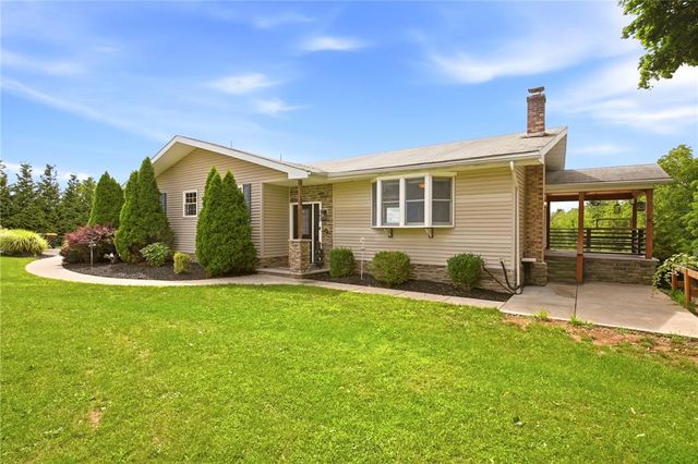 463 North Penn Dixie Road, Moore Twp, PA 18014