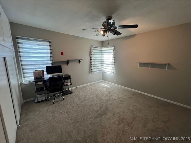 2145 S Dewey Avenue, Bartlesville, OK 74003