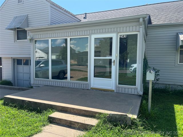 2145 S Dewey Avenue, Bartlesville, OK 74003