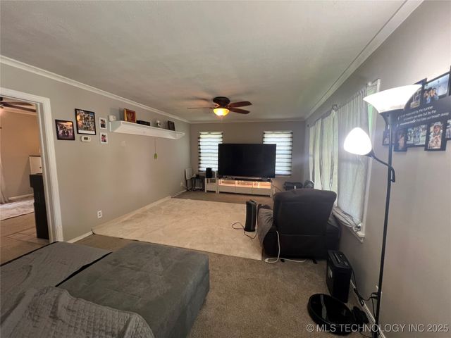 2145 S Dewey Avenue, Bartlesville, OK 74003