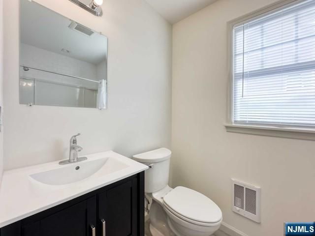 103 Johnson Avenue 201, Hackensack, NJ 07601