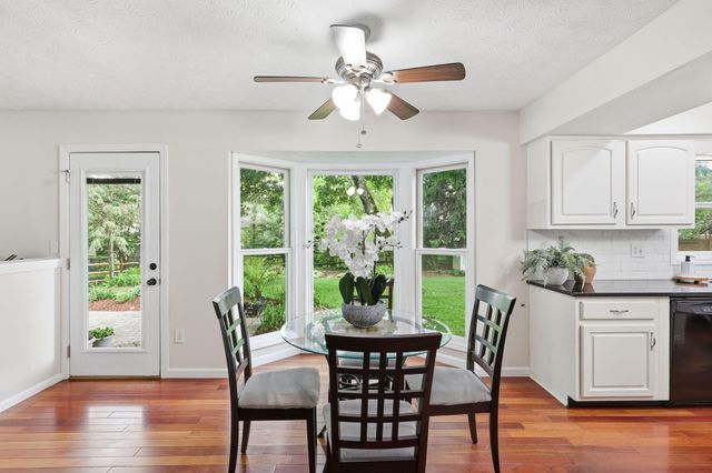 1091 Cross Country Drive, Columbus, OH 43235