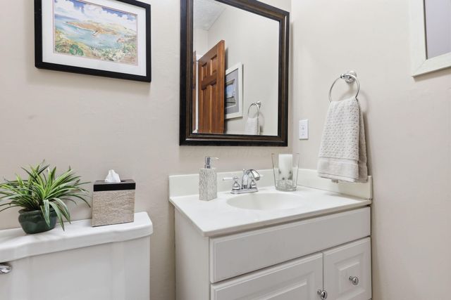 1091 Cross Country Drive, Columbus, OH 43235
