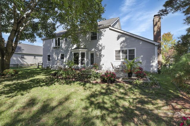 1091 Cross Country Drive, Columbus, OH 43235
