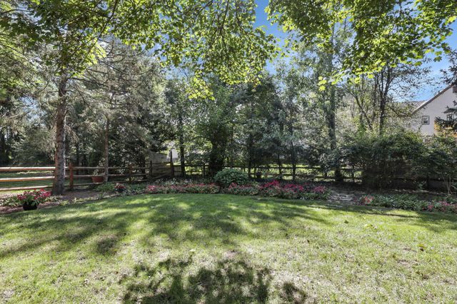 1091 Cross Country Drive, Columbus, OH 43235
