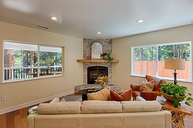341 Lake Drive, Boulder Creek, CA 95006