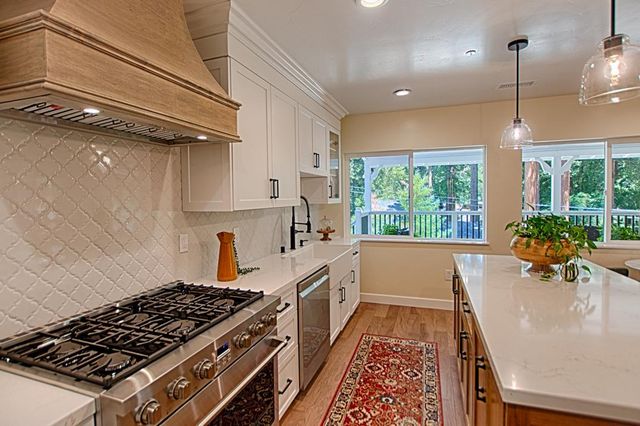 341 Lake Drive, Boulder Creek, CA 95006