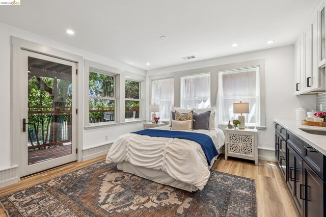 3940 Ardley Ave, Oakland, CA 94602