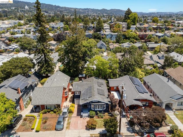 3940 Ardley Ave, Oakland, CA 94602