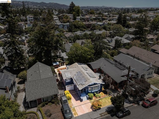 3940 Ardley Ave, Oakland, CA 94602