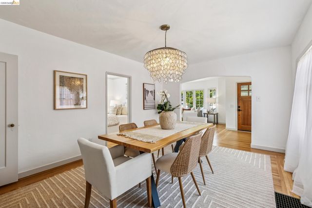 3940 Ardley Ave, Oakland, CA 94602
