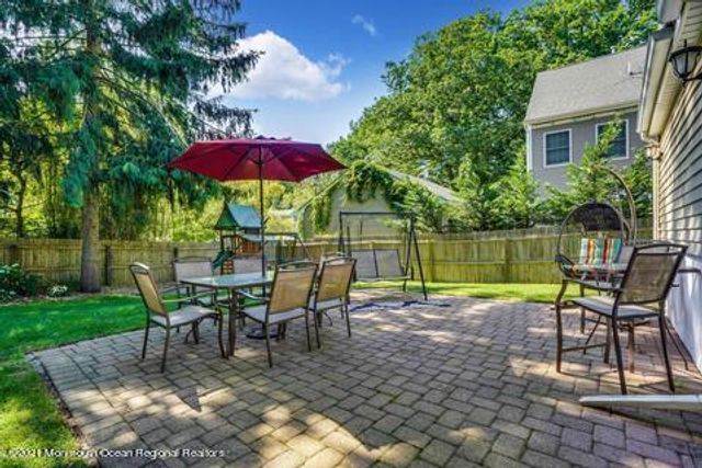 200 Highwood Road, Oakhurst, NJ 07755