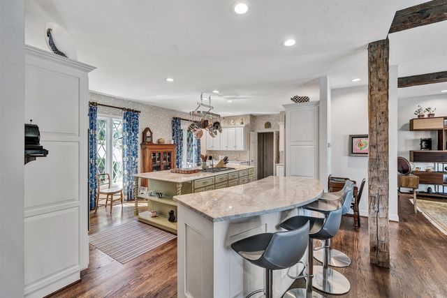 315 Upland Shores DR, Penhook, VA 24137