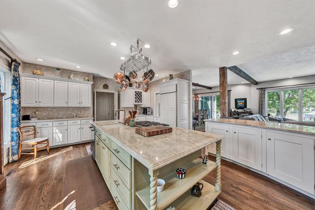 315 Upland Shores DR, Penhook, VA 24137