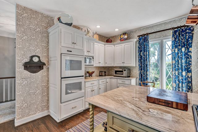 315 Upland Shores DR, Penhook, VA 24137