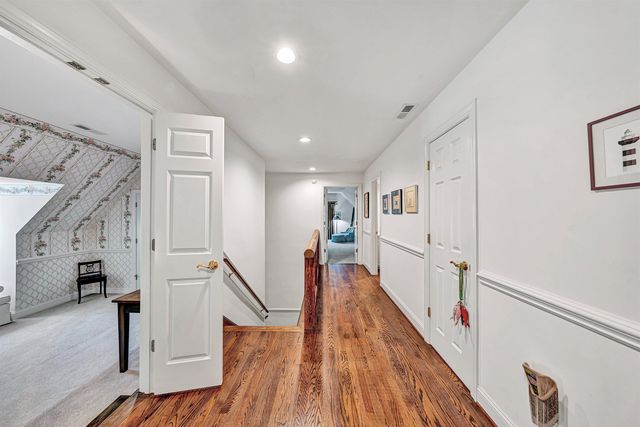 315 Upland Shores DR, Penhook, VA 24137