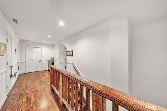 315 Upland Shores DR, Penhook, VA 24137