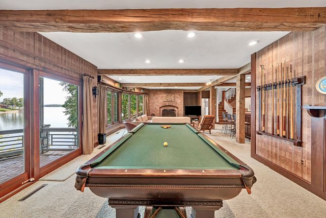 315 Upland Shores DR, Penhook, VA 24137