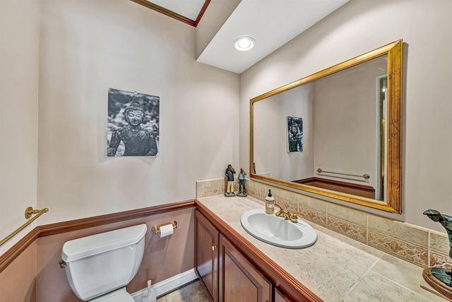 315 Upland Shores DR, Penhook, VA 24137