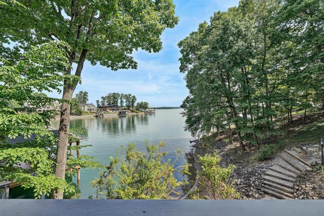 315 Upland Shores DR, Penhook, VA 24137
