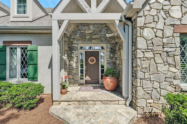 315 Upland Shores DR, Penhook, VA 24137