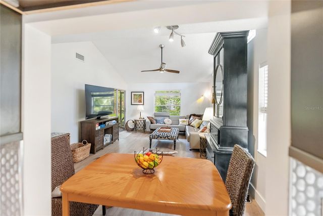 4767 VILLAGE GARDENS DRIVE 94, Sarasota, FL 34234