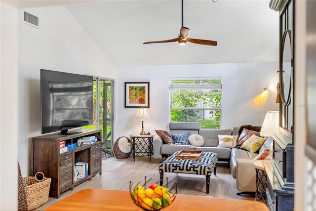 4767 VILLAGE GARDENS DRIVE 94, Sarasota, FL 34234