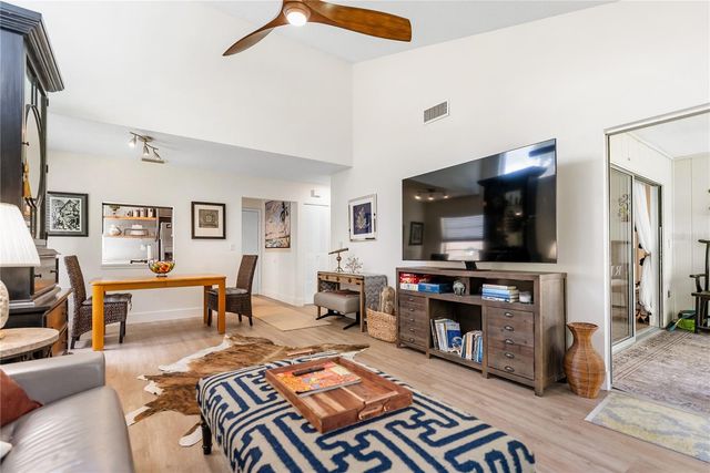 4767 VILLAGE GARDENS DRIVE 94, Sarasota, FL 34234