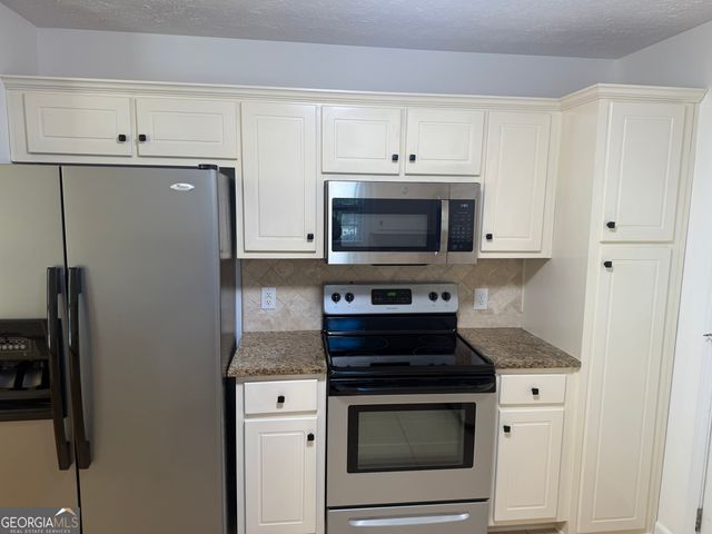 104 Cedar Ridge Drive, Lagrange, GA 30241