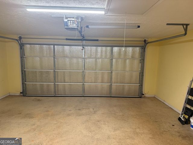 104 Cedar Ridge Drive, Lagrange, GA 30241