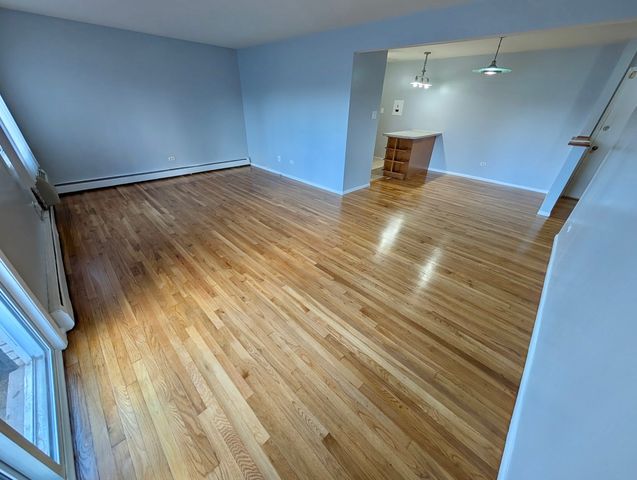 8856 Northshore Drive 1E, Des Plaines, IL 60016