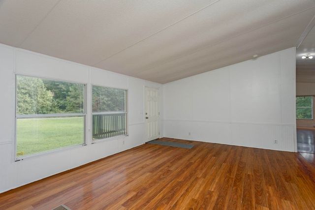 316 Len Mar Rd, Spring City, TN 37381