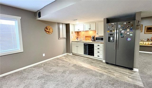 16623 W 172nd Terrace, Olathe, KS 66062