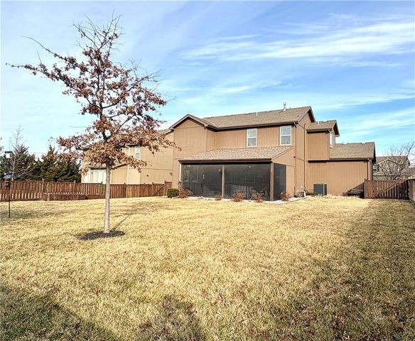 16623 W 172nd Terrace, Olathe, KS 66062