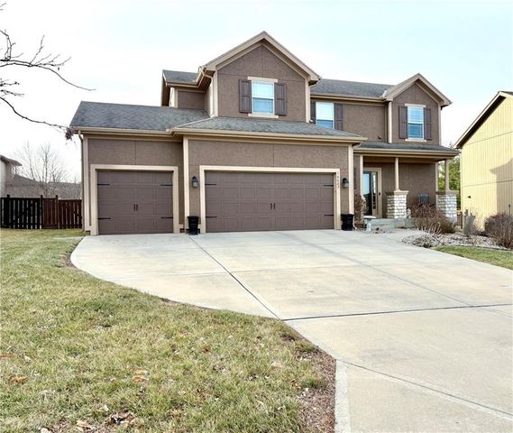 16623 W 172nd Terrace, Olathe, KS 66062