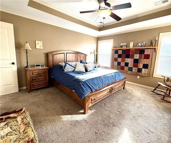 16623 W 172nd Terrace, Olathe, KS 66062