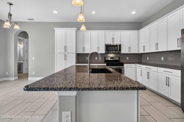 7133 Vista Hermosa Drive, Melbourne, FL 32940