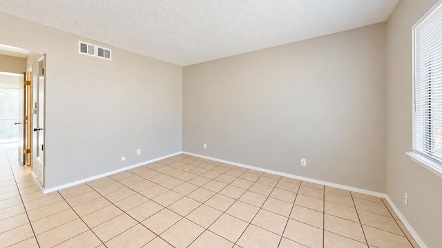 1400 Pennsylvania Street NE, Albuquerque, NM 87110