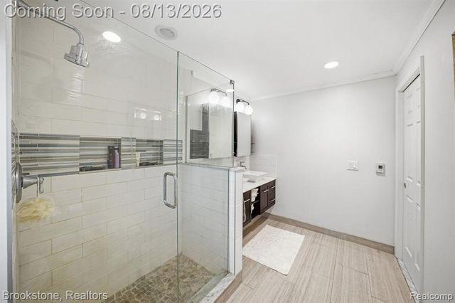 4174 Meyers Road, Waterford, MI 48329