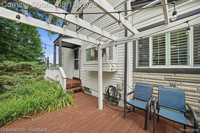 4174 Meyers Road, Waterford, MI 48329