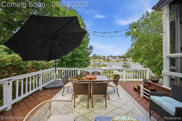 4174 Meyers Road, Waterford, MI 48329