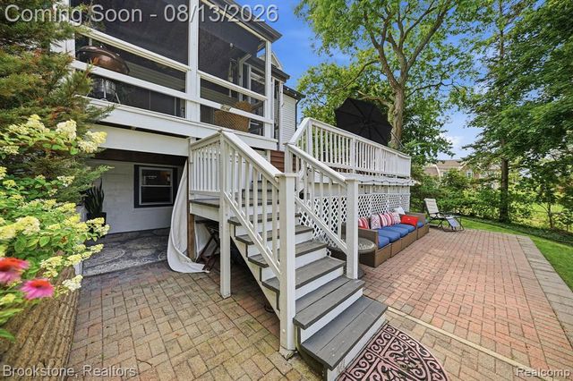 4174 Meyers Road, Waterford, MI 48329